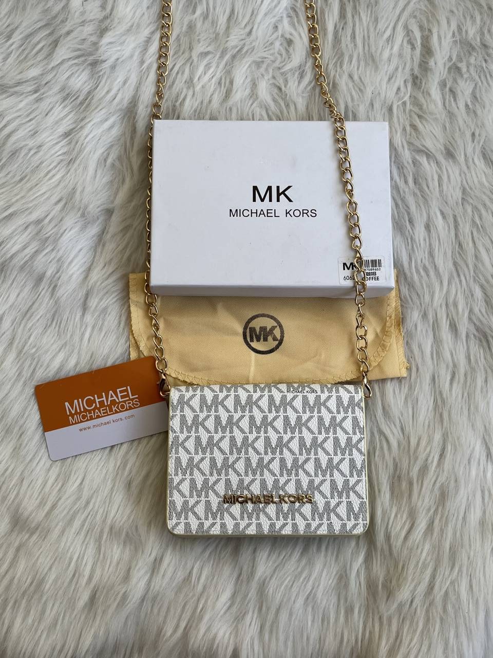 Micheal Kors_113_ChainWallet_With_OriginalBox_DustCover