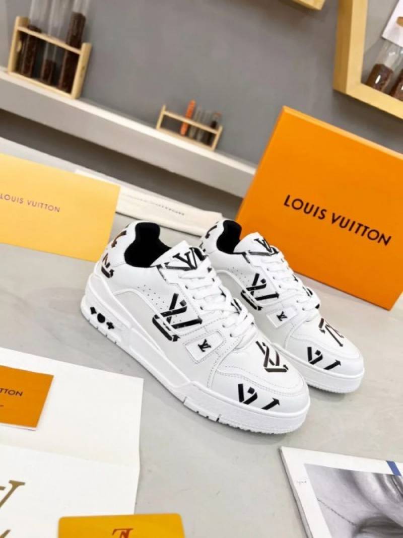....Loius Vutton LV Monogram Trainer Black Logo Sneakers 450