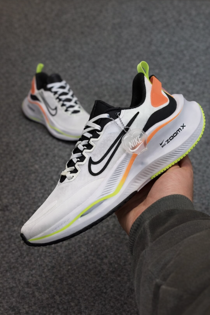 Nike Zoom Smily Pro White Multi video