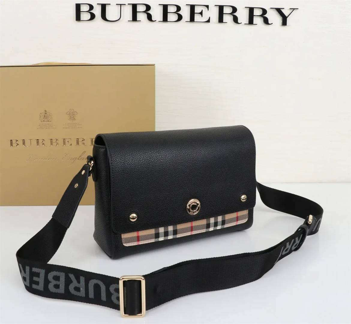 Burbberry Note Premium Signature Shoulder Bag With OG Box & Dust Bag (Black - 1184)