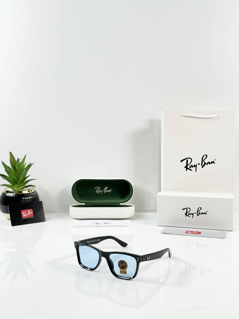 Ray-Ban Reverse 0502 Black Blue video