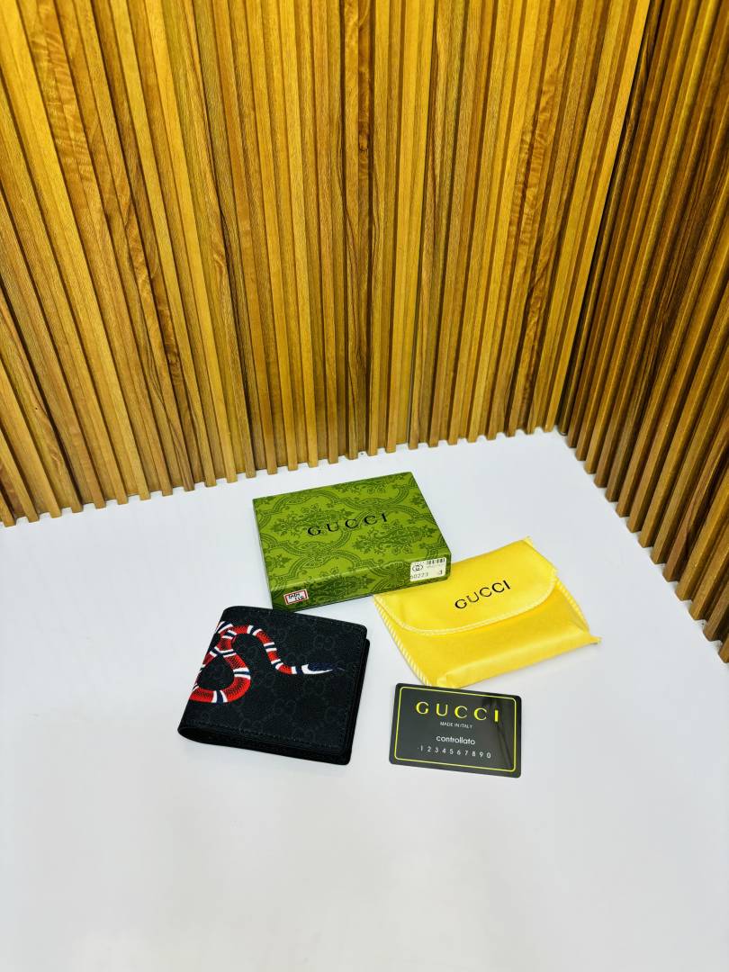 110 GUCHI SNACK PREMIUM QUALITY WALLET