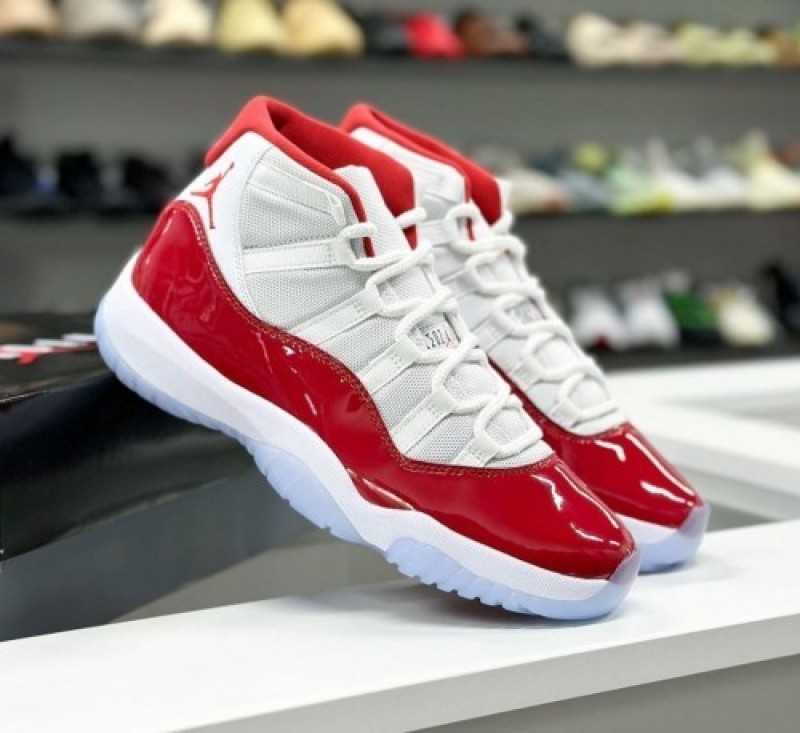 ..Nikke air jordan 11 varsity red cherry. fix