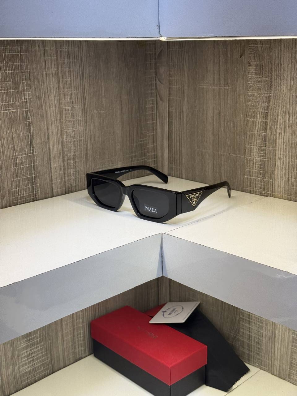 Pradda 09 Sunglass