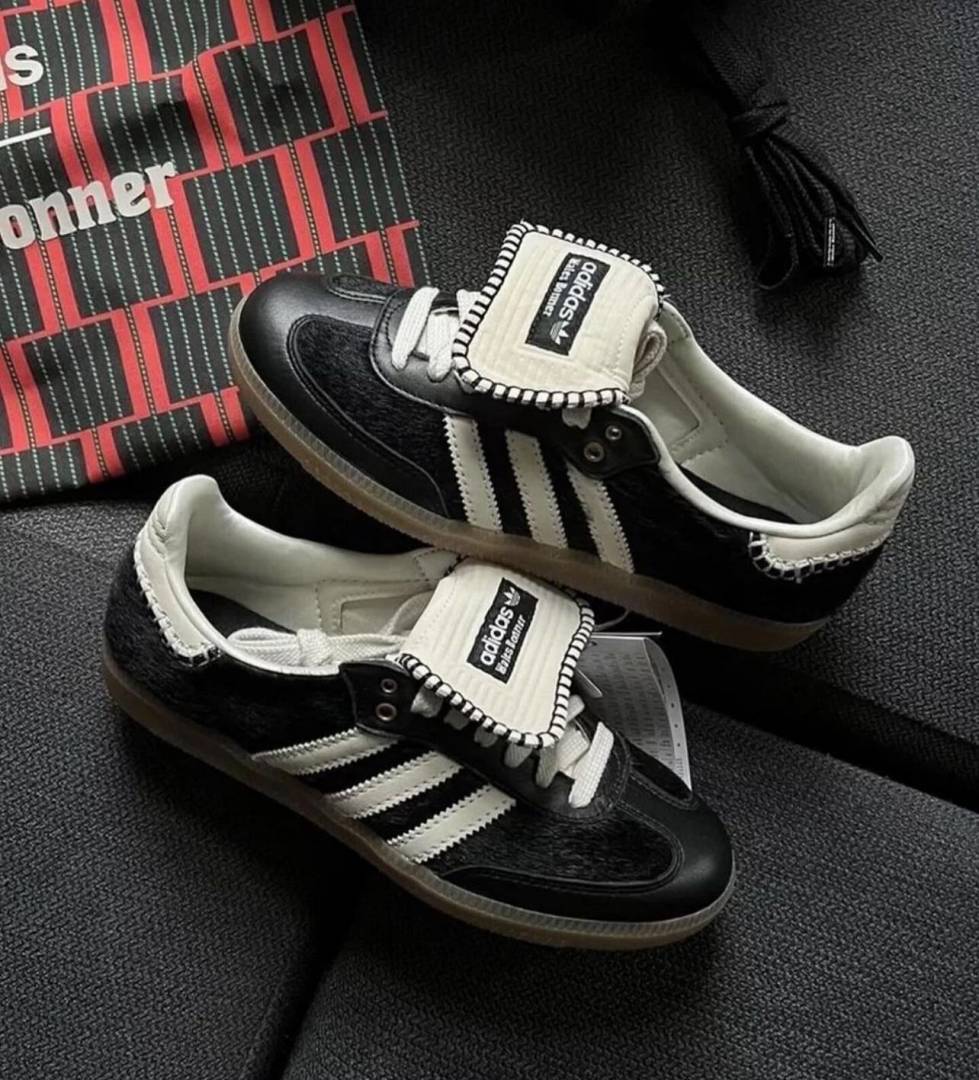 Wales bonner x Samba pony tonal core black