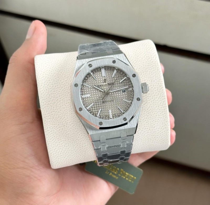 Audemar piguet royal Oak Quartz