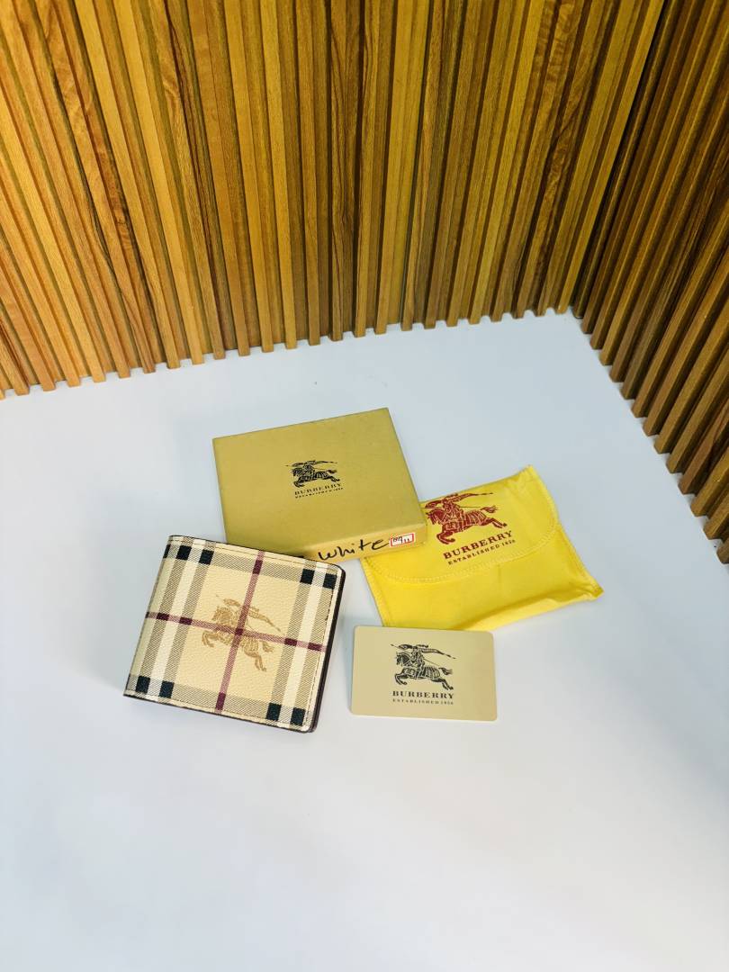 111 BURBERY PREMIUM QUALITY WALLET