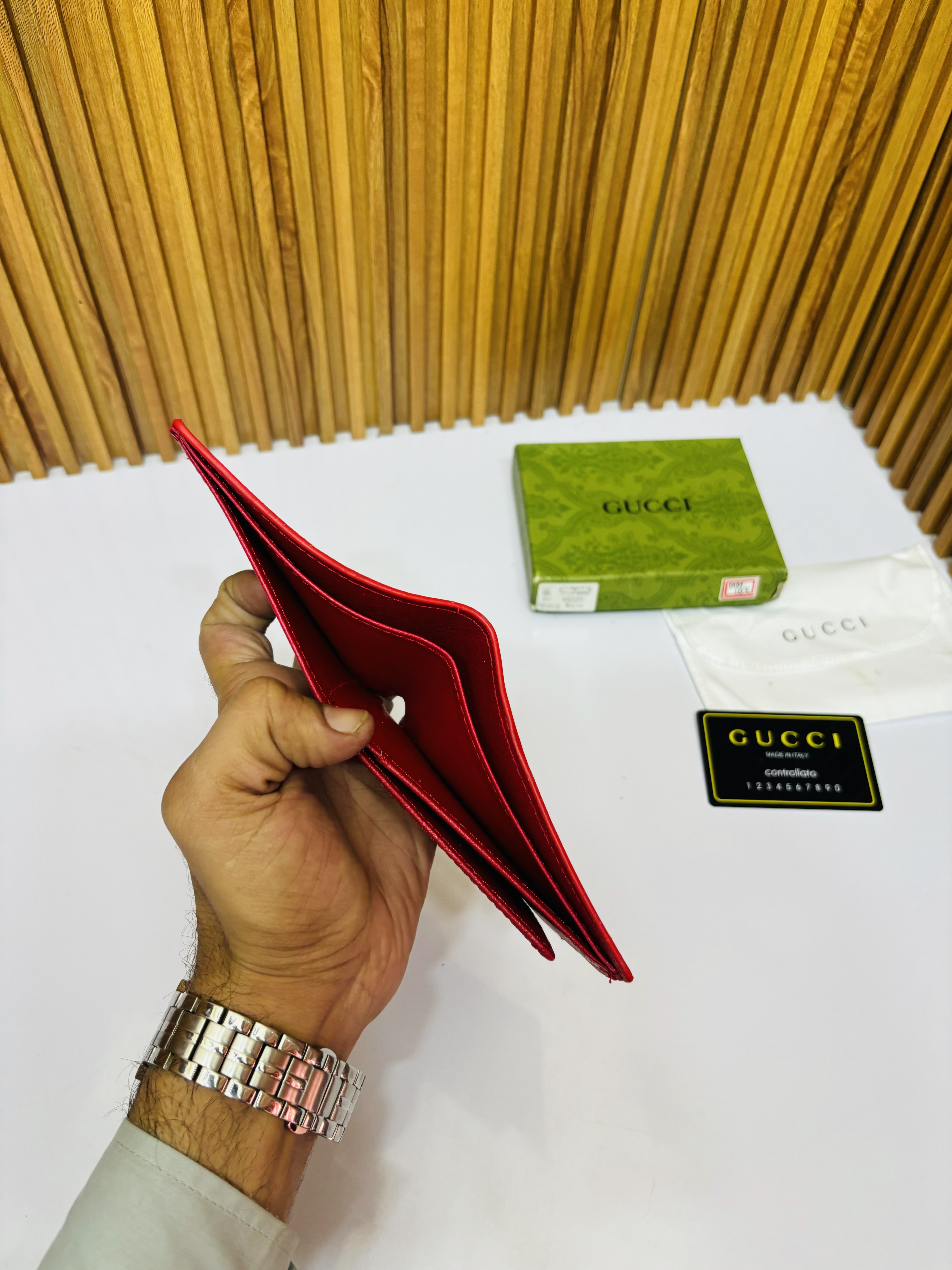 104 GUCHI PREMIUM QUALITY WALLET