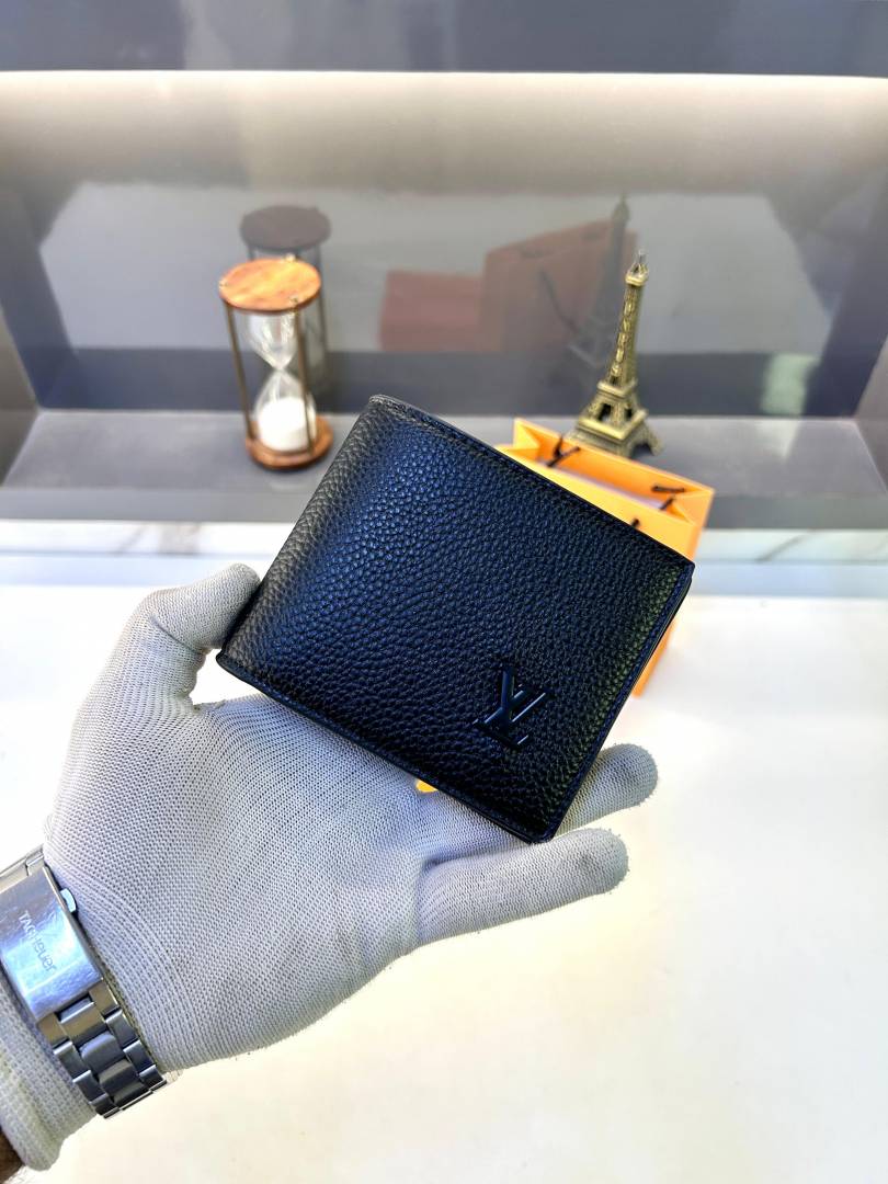 Loius Vutton Black Premium Quality Wallet Fa 633