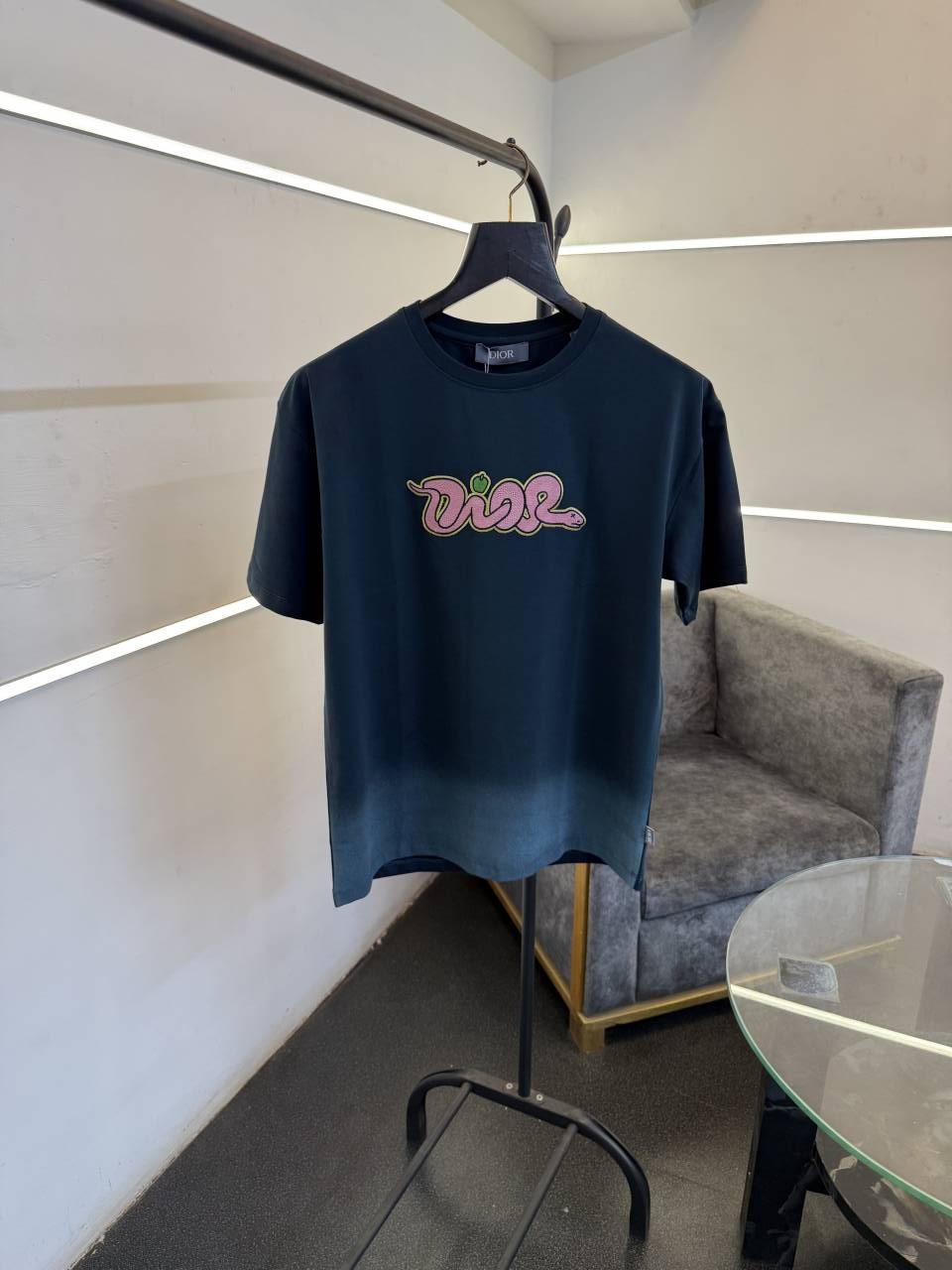 Dior Turkish imported drop shoulder over size imported round neck tshirt with patch logo c green sale video