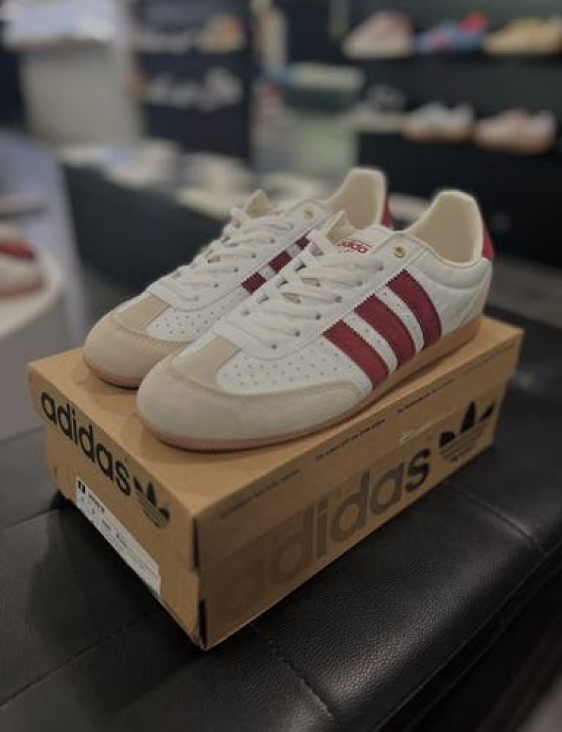 Adidaas japan og shadow red