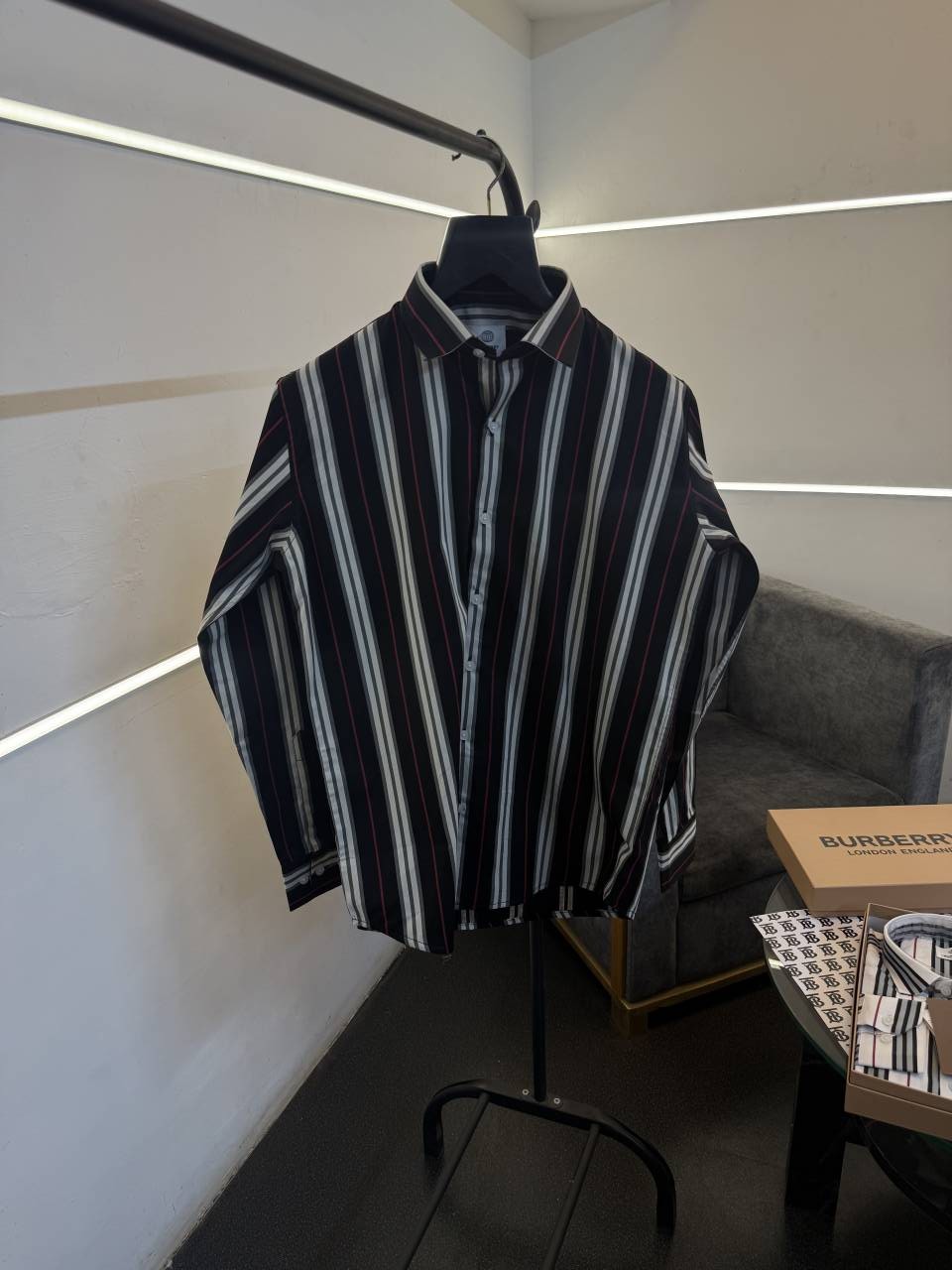 Burbery lining imported box pack shirt with brand button black
