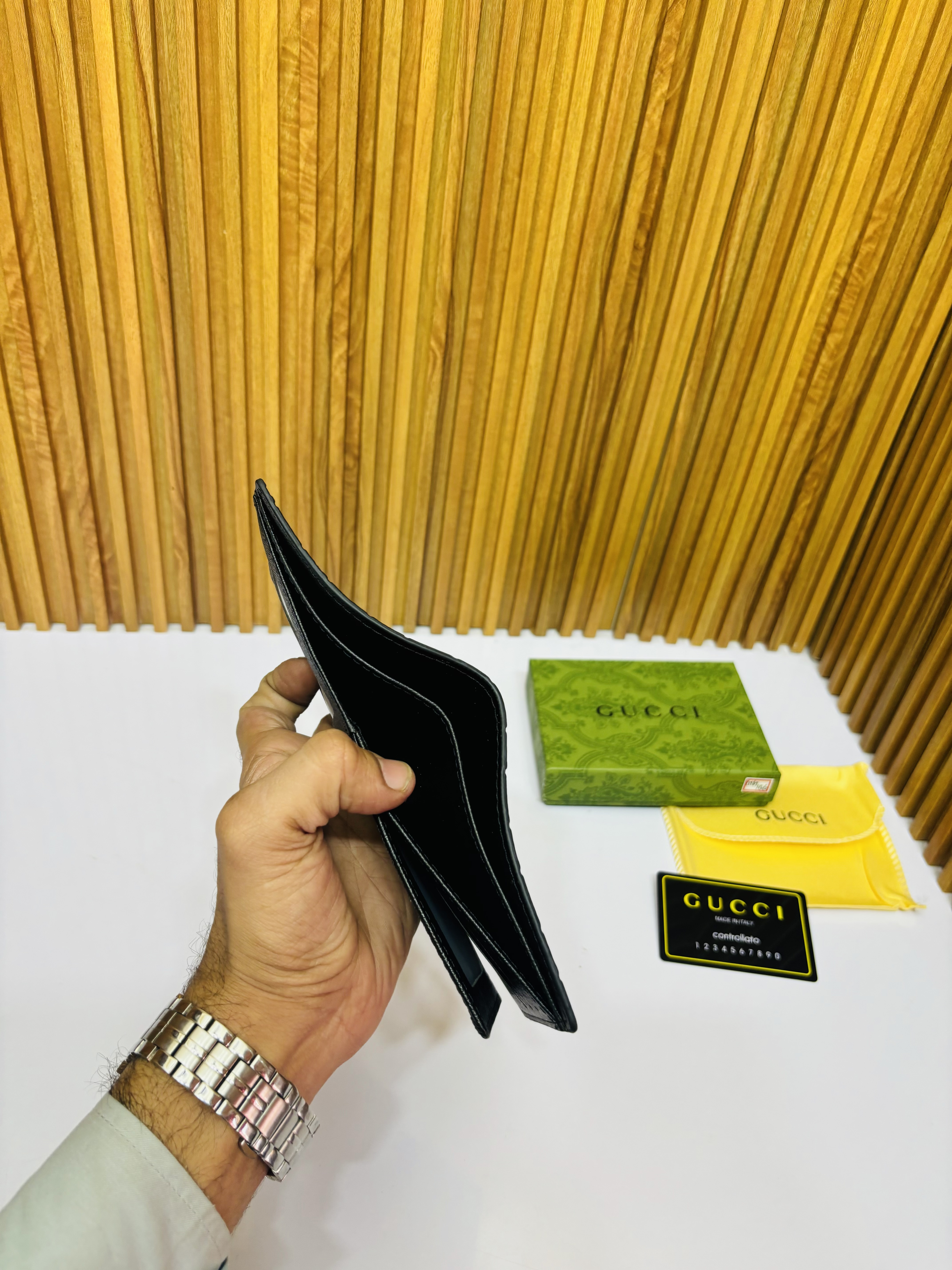 106 GUCHI PREMIUM QUALITY WALLET