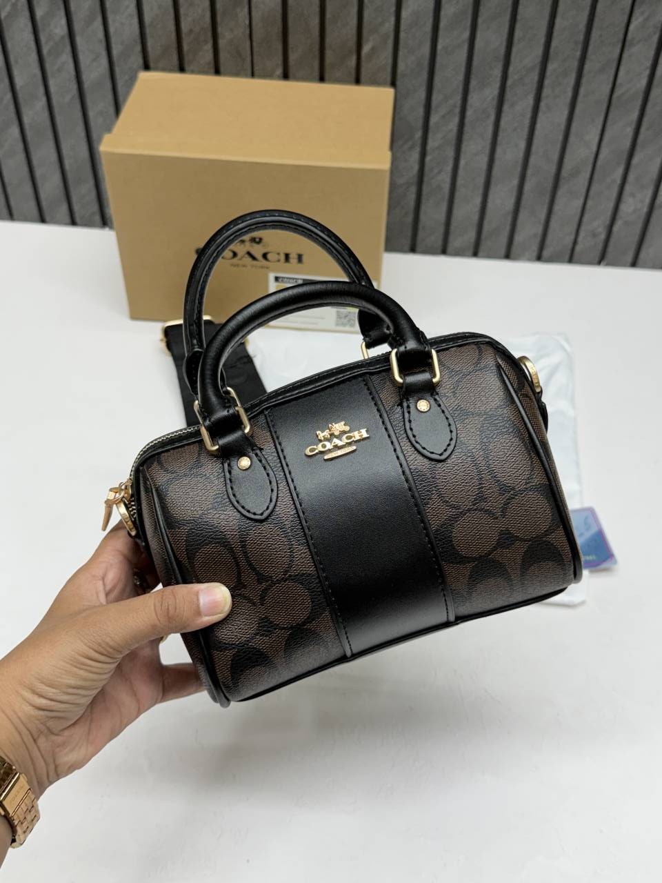 Coacch Rowan Mini Coffee Black With OriginalBox DustCover