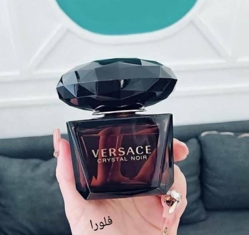 VERSACE_CRYSTAL_NOIR_EAU_DE_TOILETTE