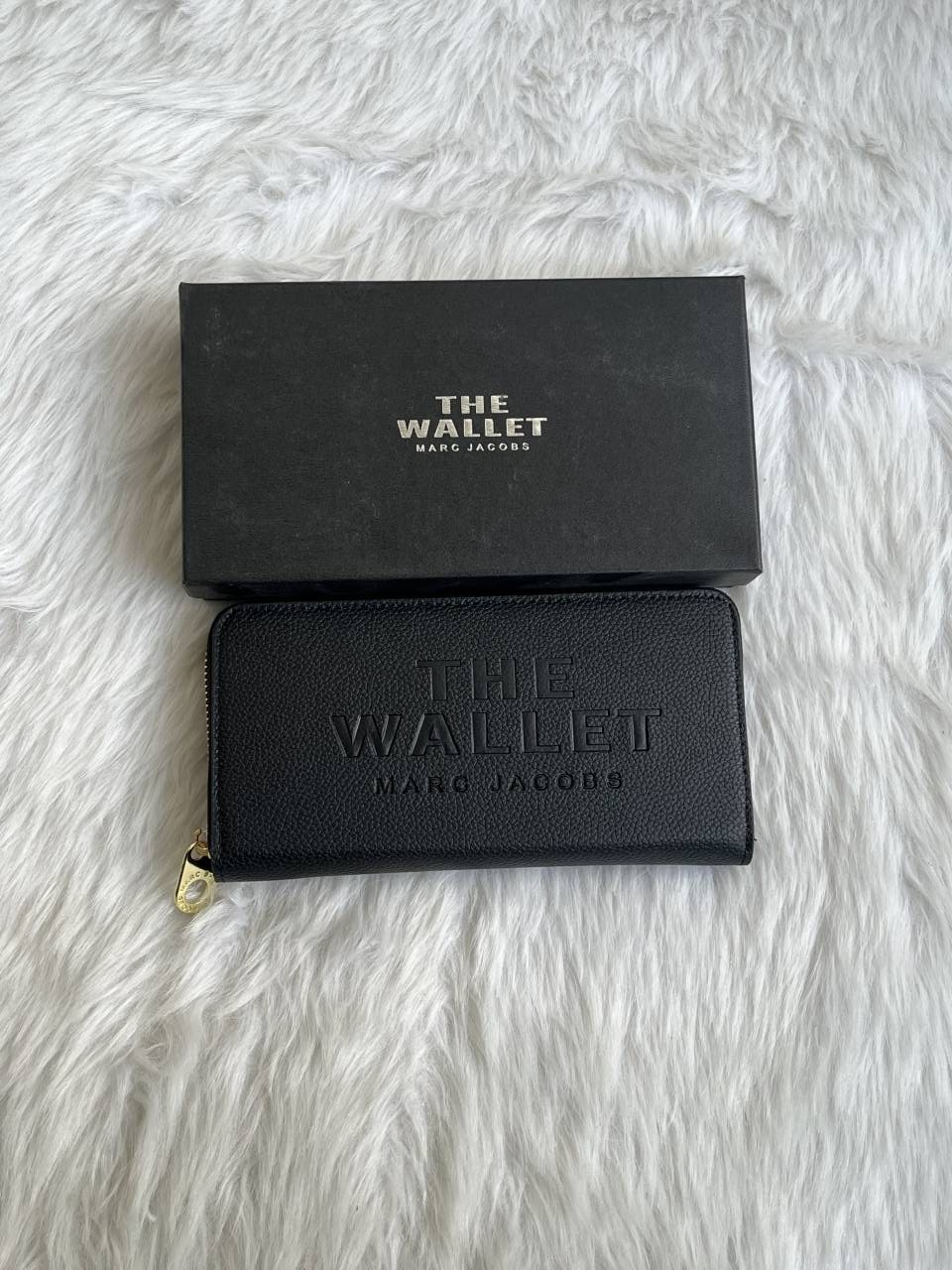 Marc_Jacob_Black_Long_Zippy_Wallet_With_OriginalBox