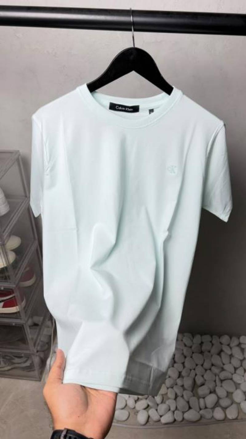 Calvin Kleiin Premium Round Neck T-Shirt 2557