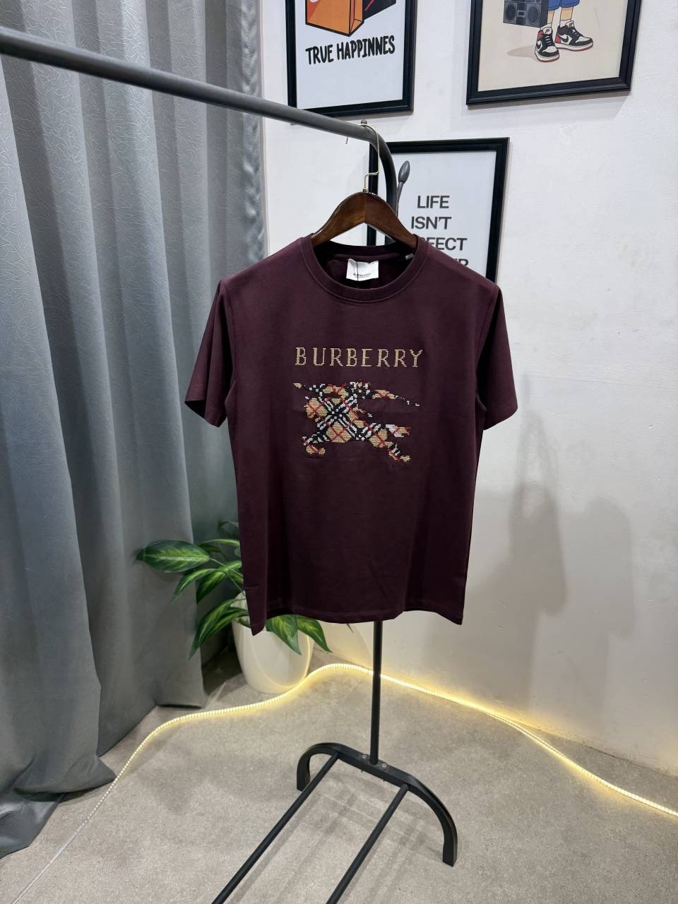 Burbery embroidery logo imported round neck tshirt wine
