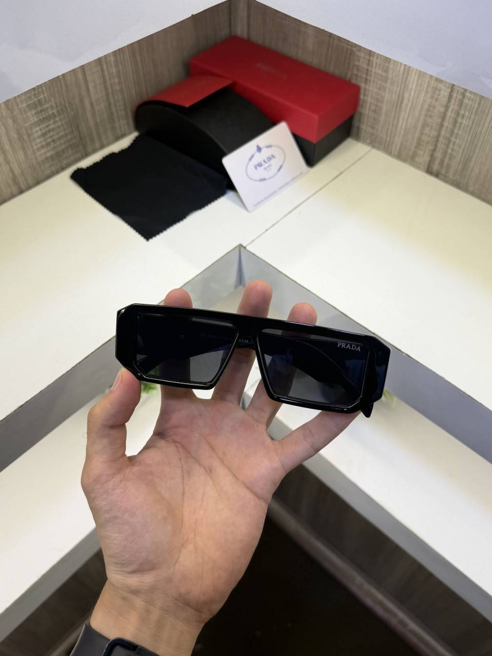 Pradda 132 Sunglass