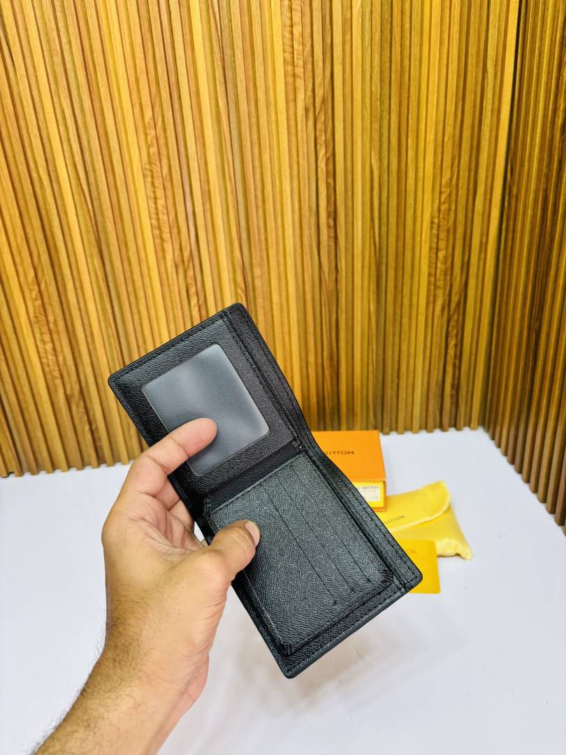 132LV LOIUS VUTTON PREMIUM QUALITY WALLET