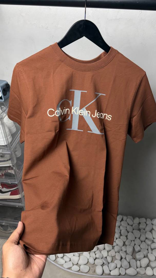 Calvi Klein Premium Round Neck T-Shirt 2813