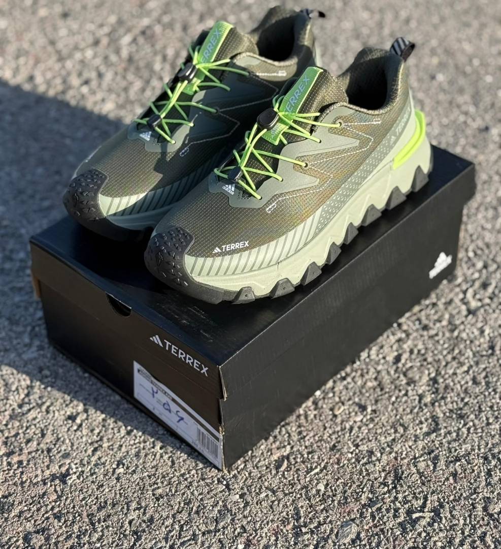 Adidas TERREX HIKING OLIVE GREEN