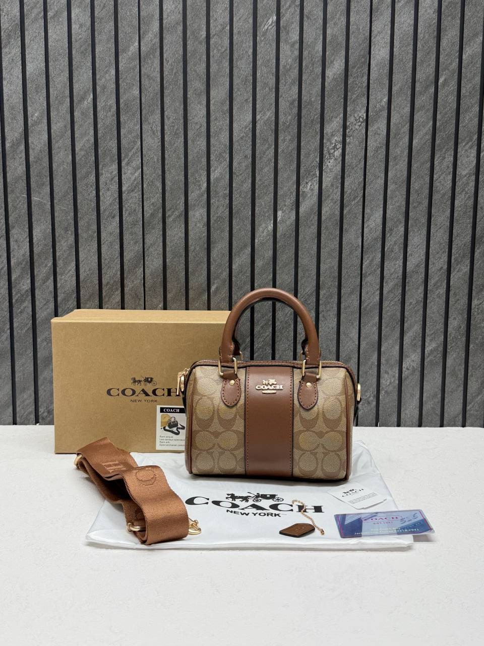 Coacch Rowan Mini Apricot-Brown With OriginalBox DustCover