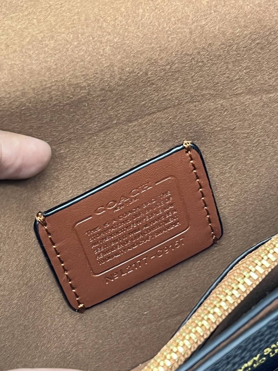 Coacch CB Tabby 20 Black-Gold Highend With Original Packing & Branding Inside Flap