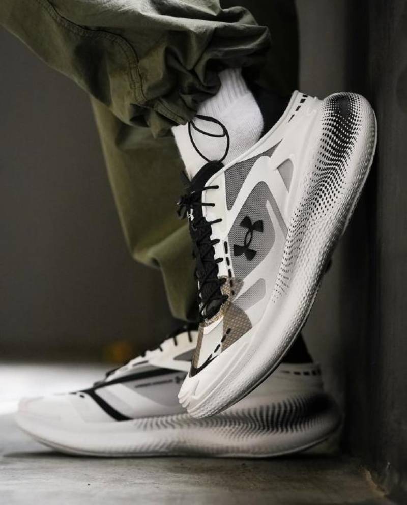 Underr Armour Echo SlipSpeed White