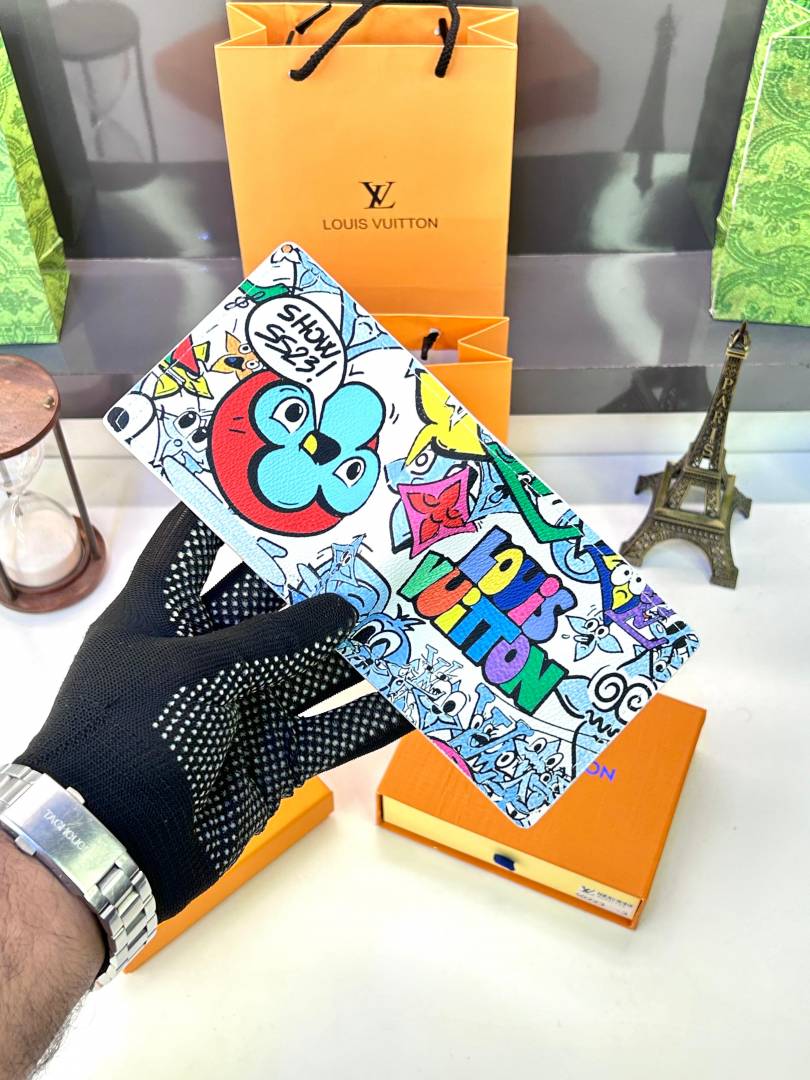 Loius Vutton Printed White Wallet Fa 40