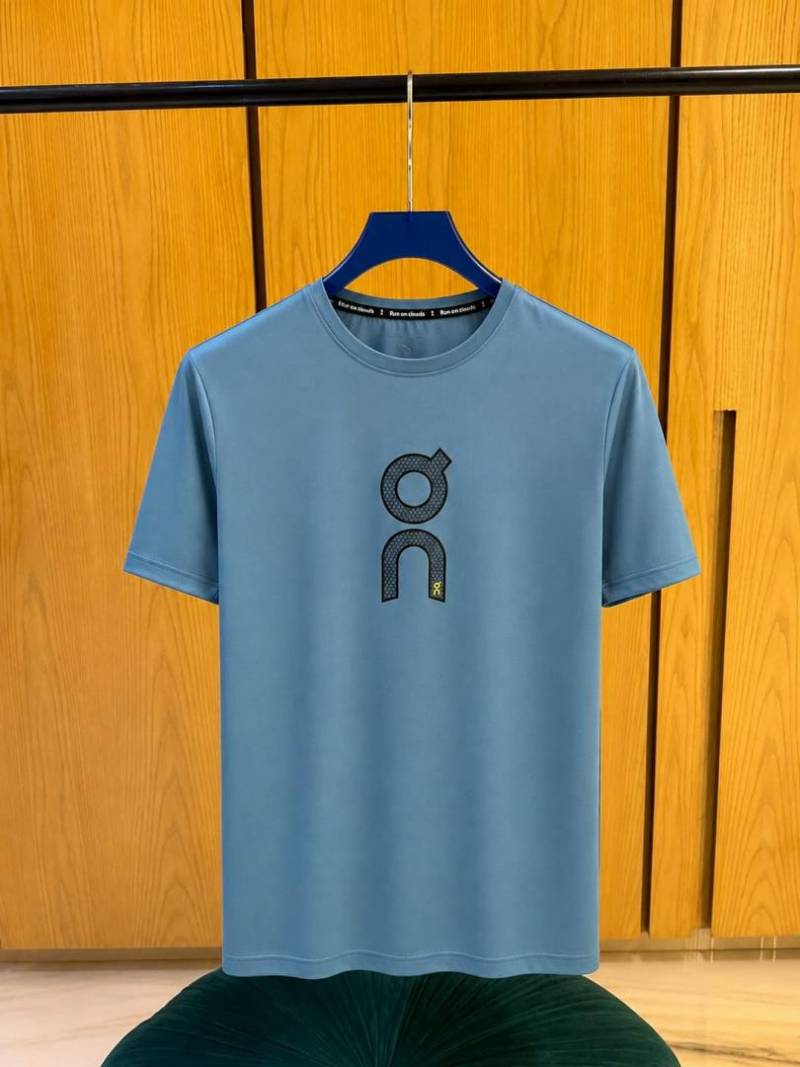 On Cloud IMPORTED STORE ARTICLE T SHIRTx