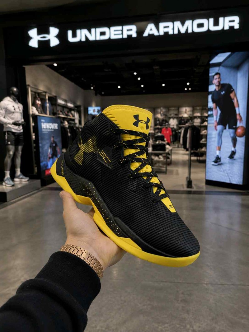 Underr Armour Curry 2.5 Taxi 2593
