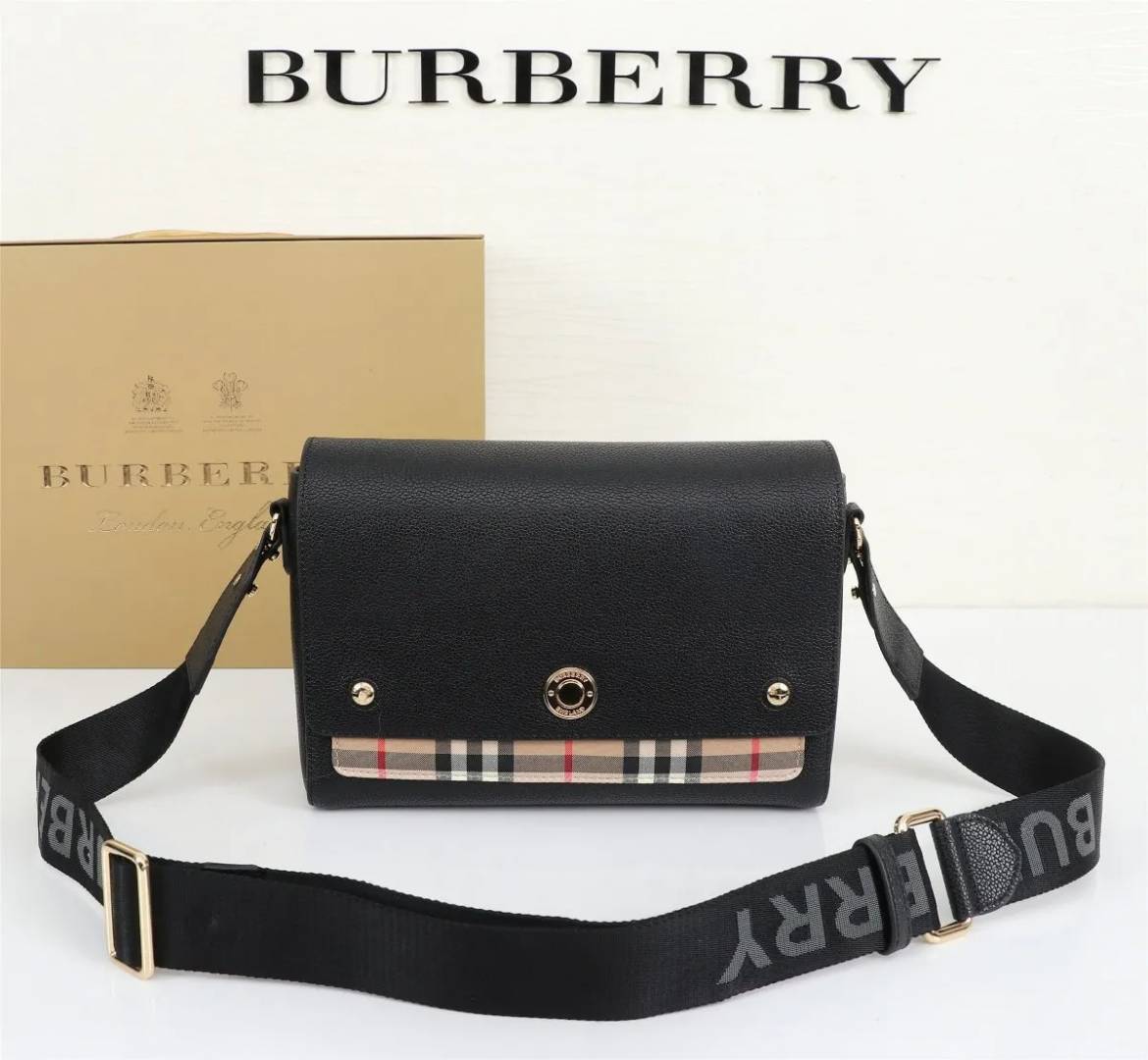 Burbberry Note Premium Signature Shoulder Bag With OG Box & Dust Bag (Black - 1184)