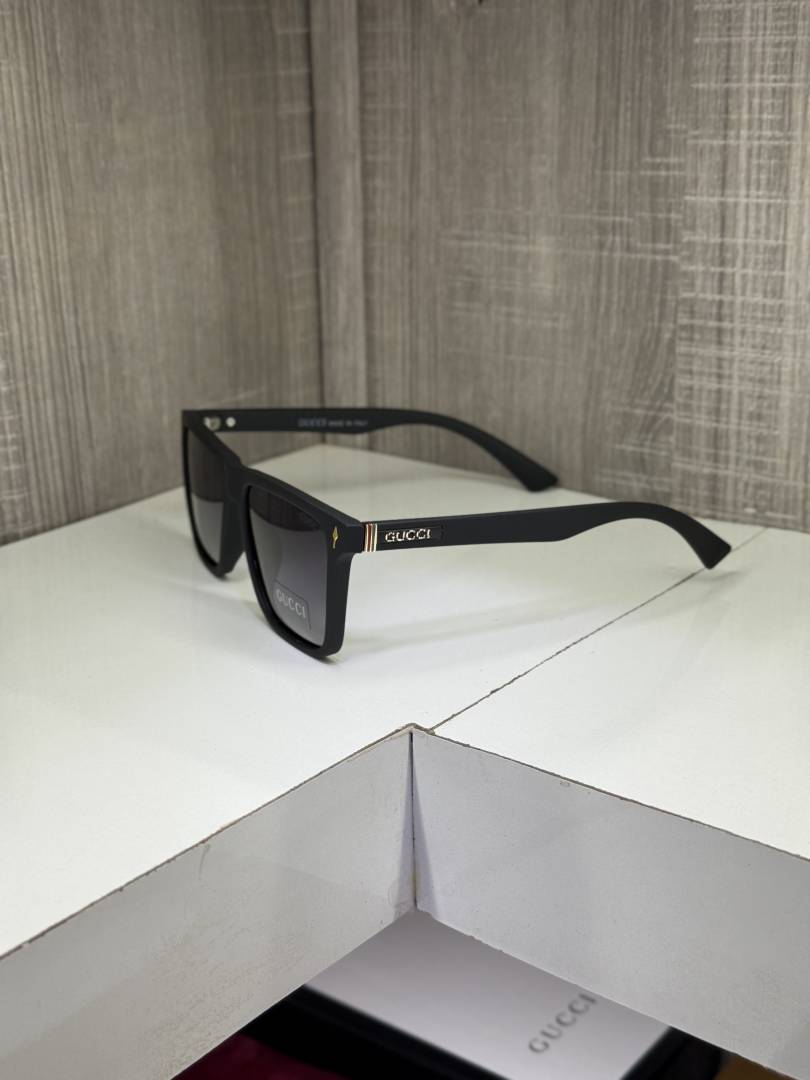 Guchi 69013 Premium sunglass (Matt Black)