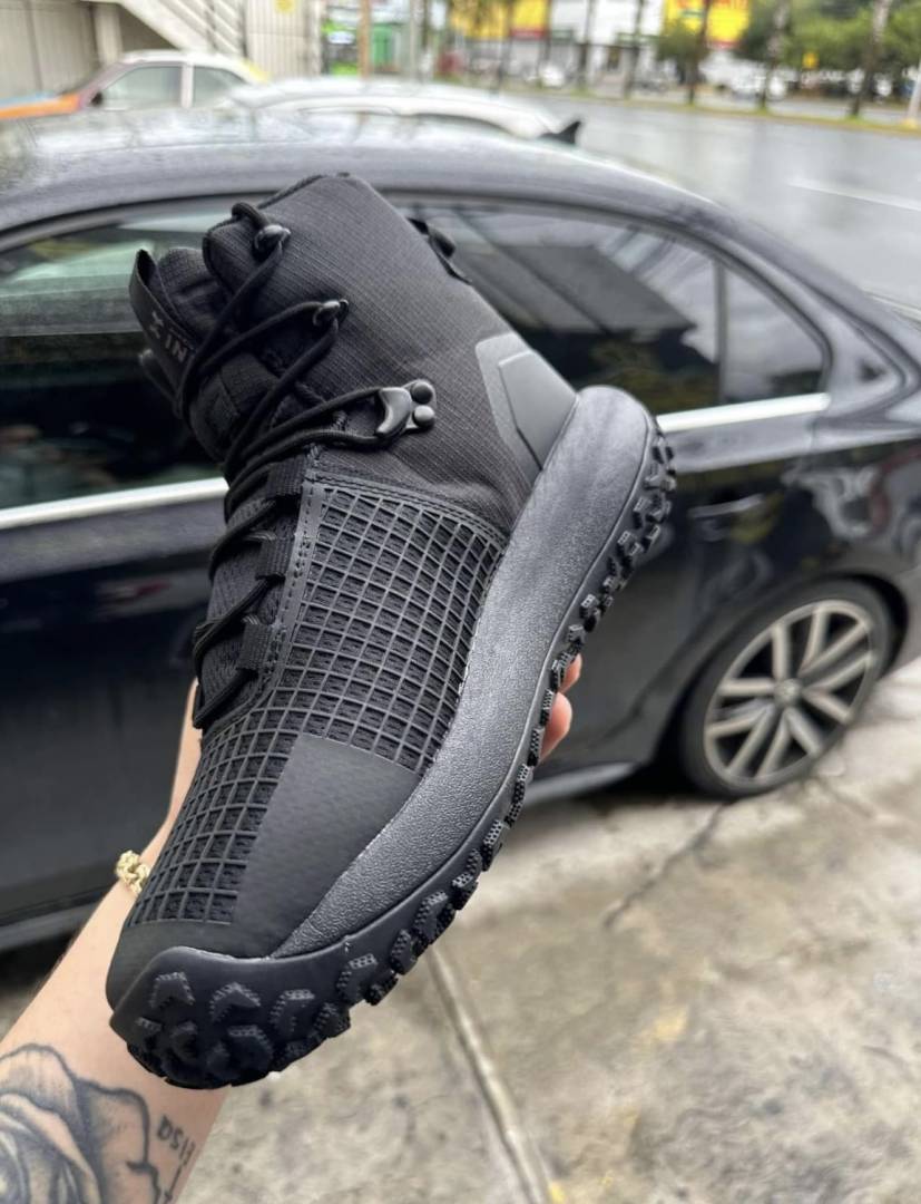 Under Armou HOVR Infil Waterproof Tactics Boots