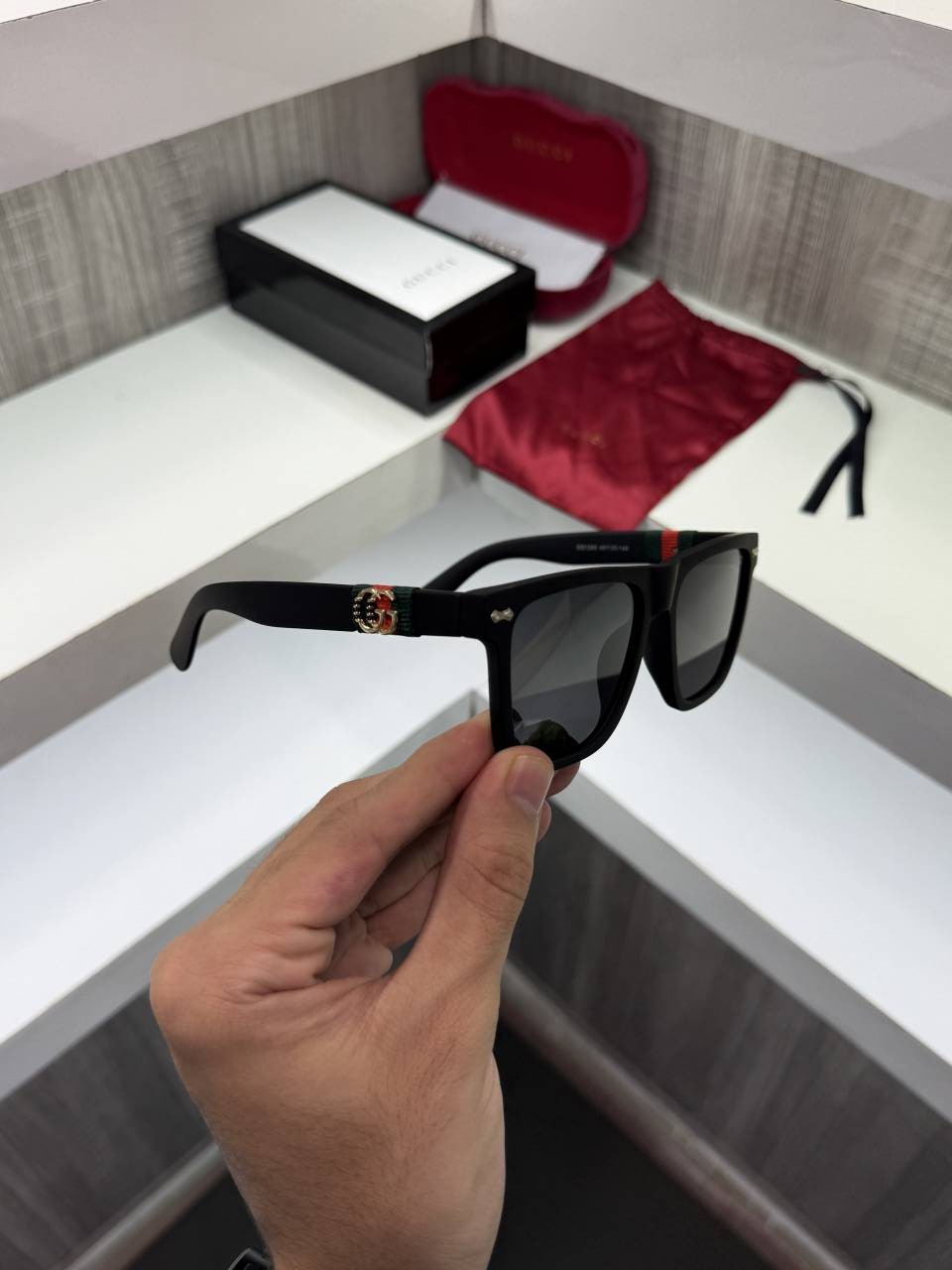Guchi 1390 Premium sunglass (Matt Black)