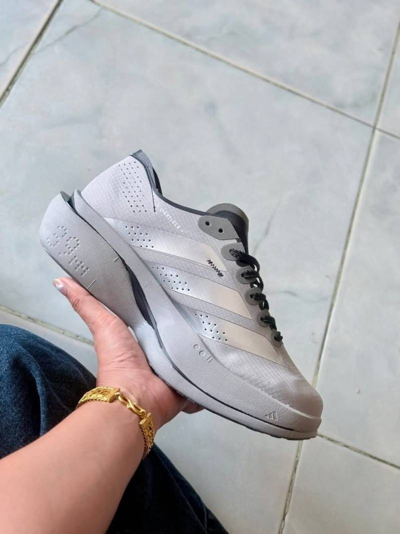 Adiddas Adizero Adios Pro 5 Cream running shoe silver