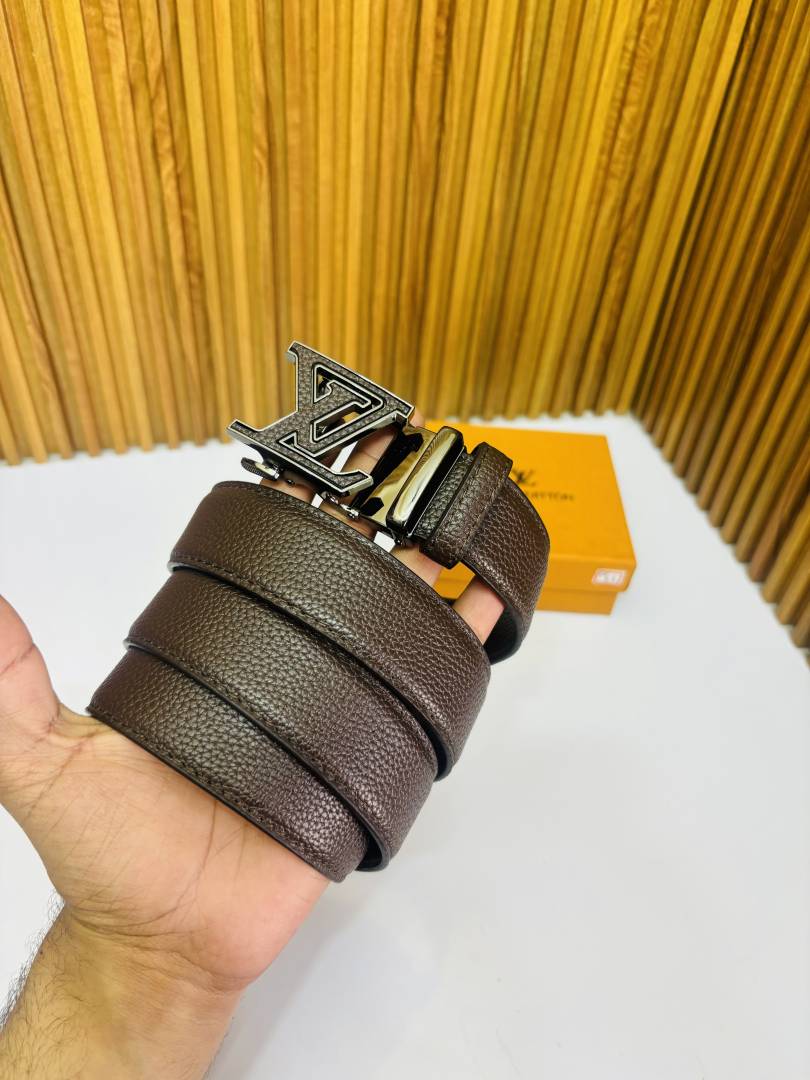 22 LV LOIUS VUTTON PREMIUM QUALITY AUTOMATIC LOCK BELT
