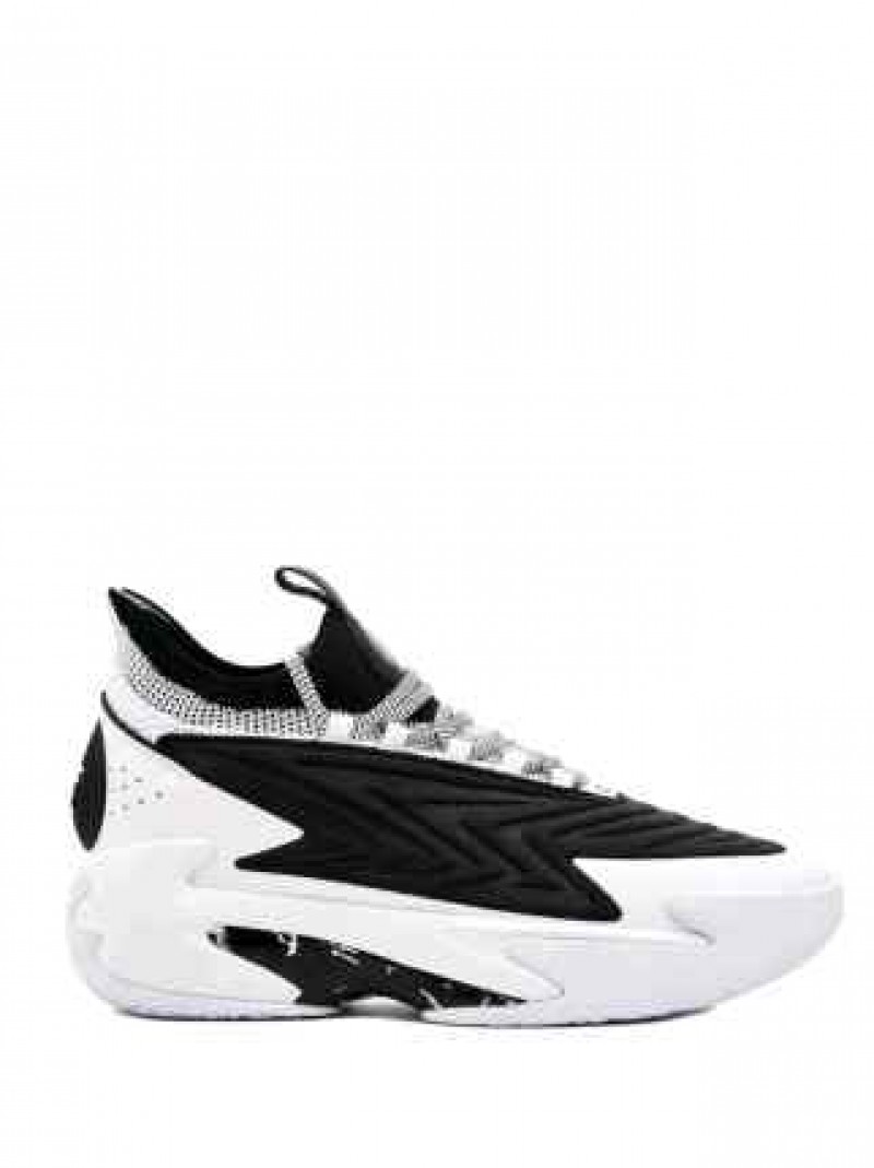 Underr Armourr Curry 13 Basketball
