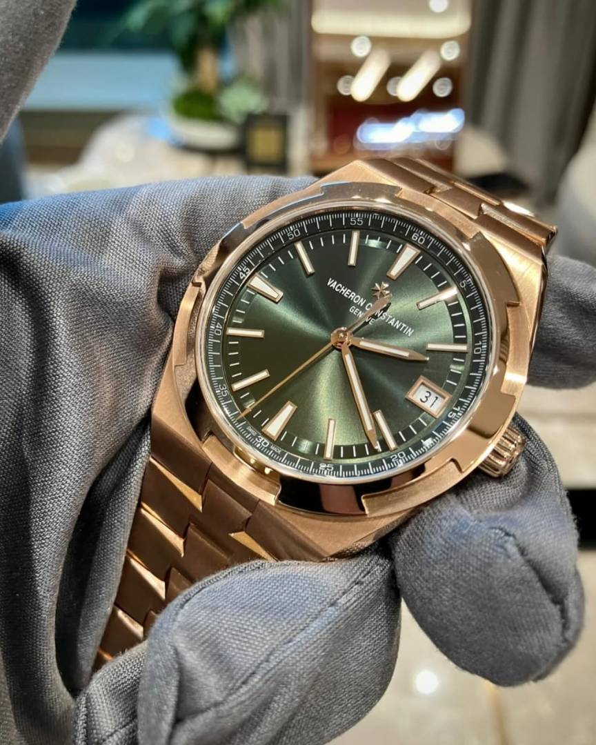 Vacheron Constentin Overseas 4500V