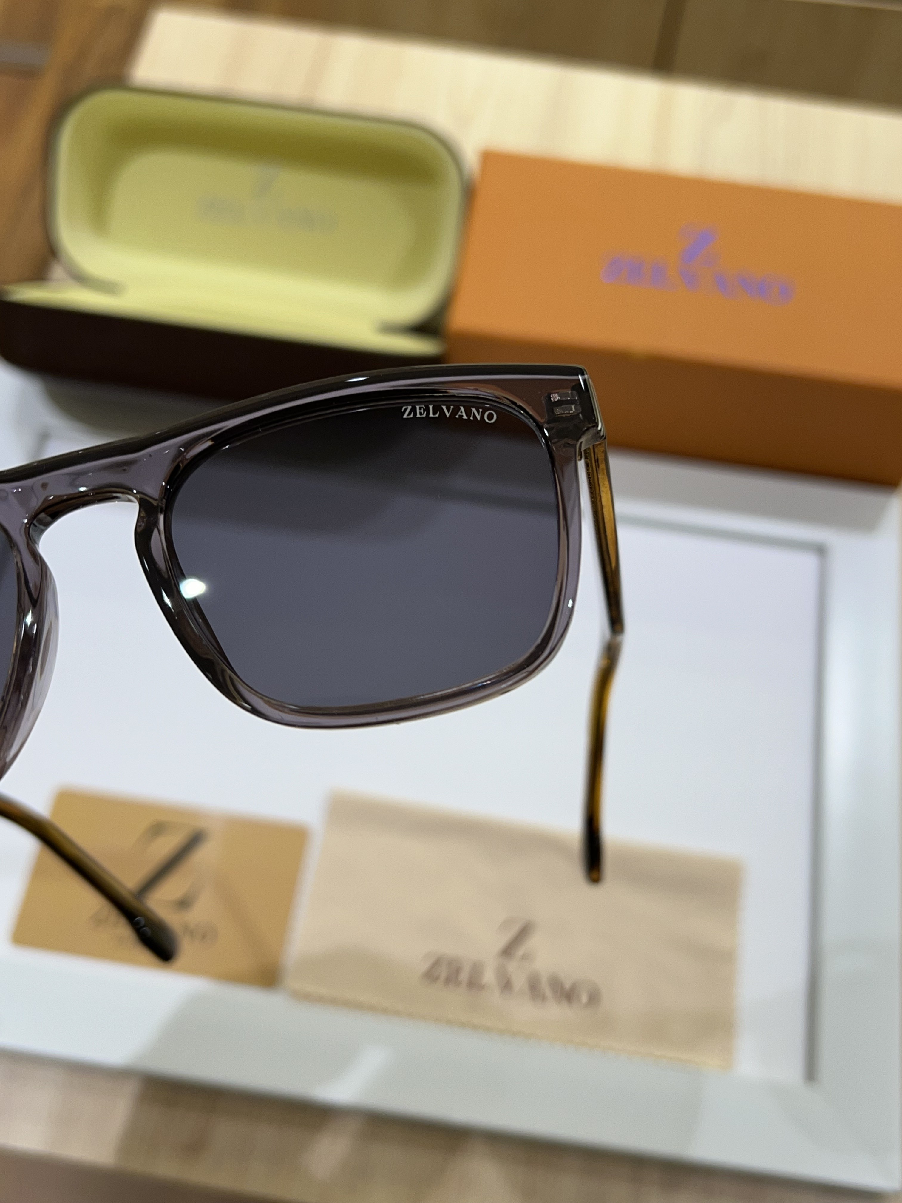 Zelvano 2808 grey black