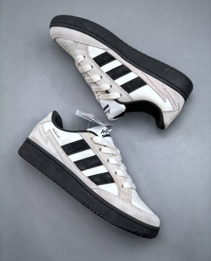 Adidaas Card AVD Suede White Black