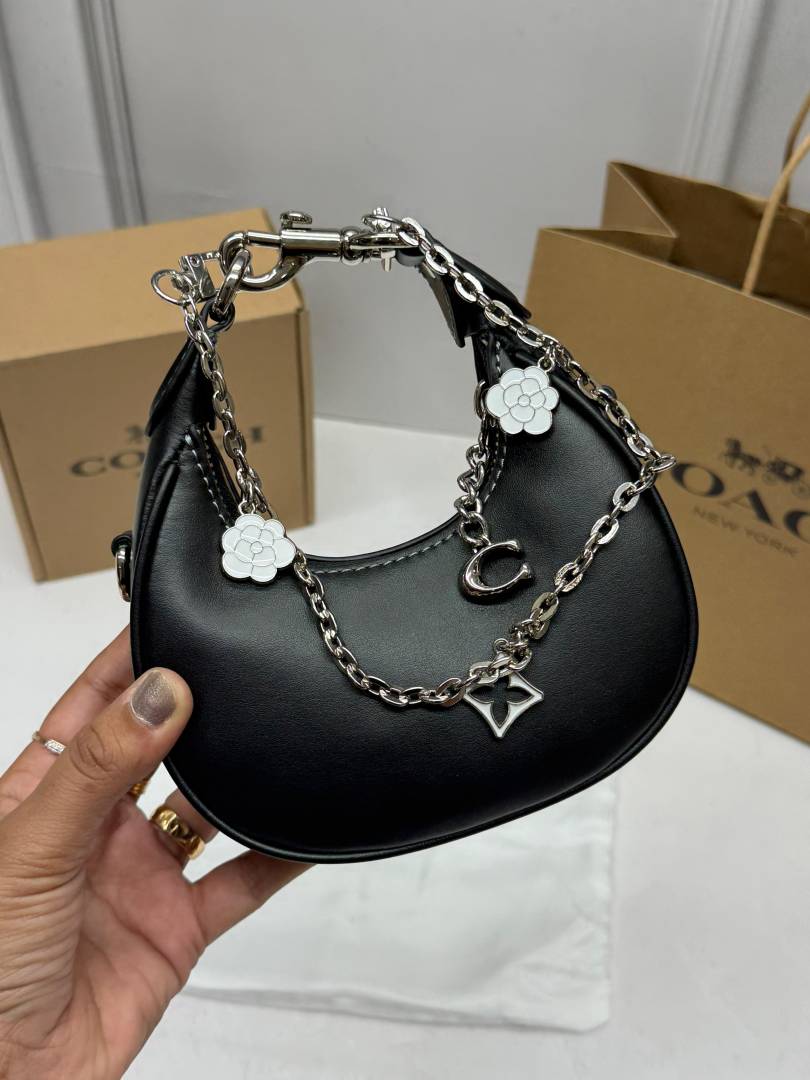 Coacch CB Jonie Black Silver With Charm OriginalBox CarryBag DustCover