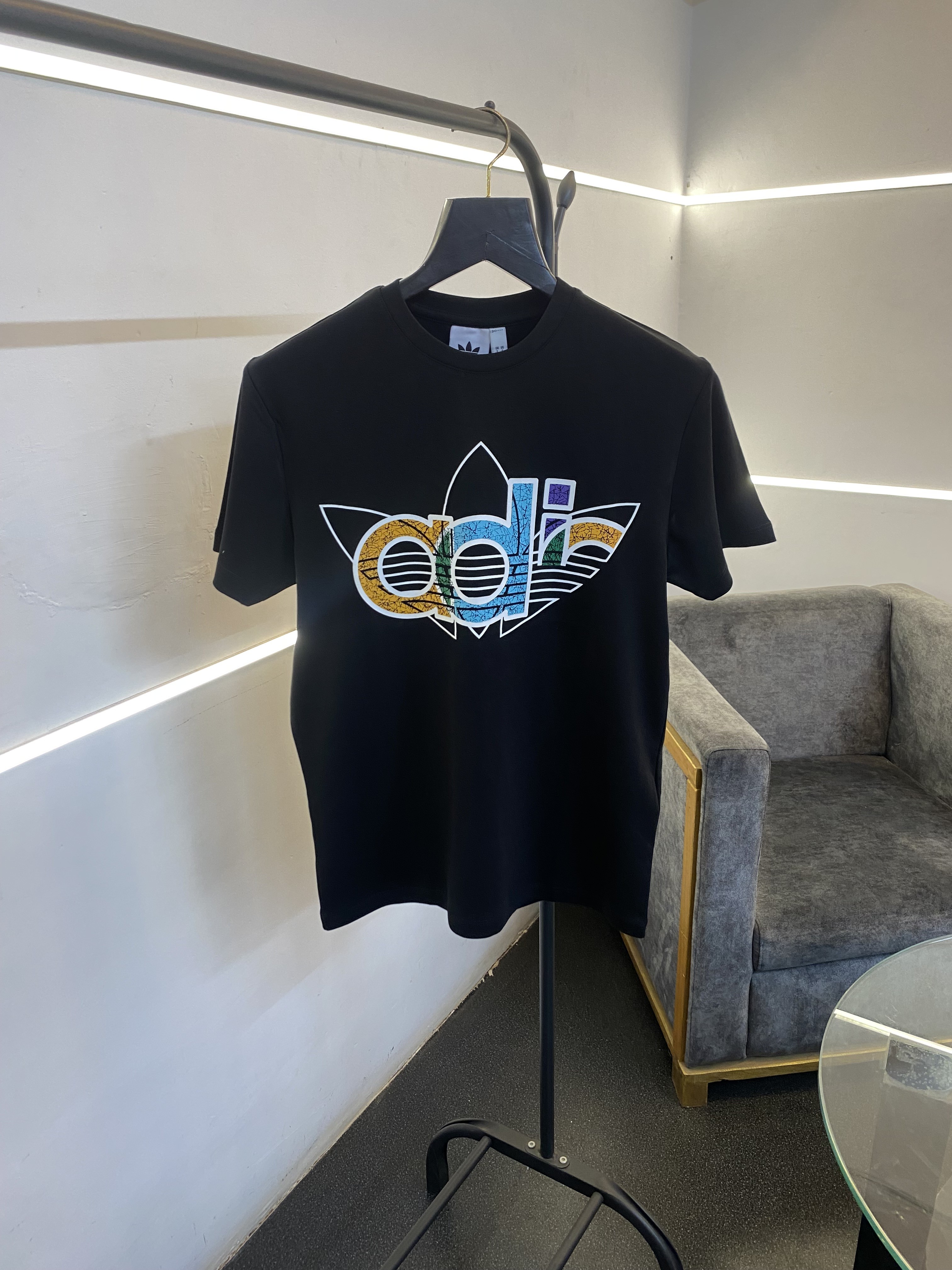 Adiddas round neck imported tshirt with front and back brand print