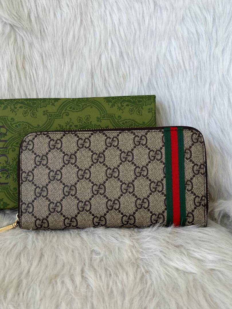 Guchi_151_Zippy_LongWallet_With_OriginalBox