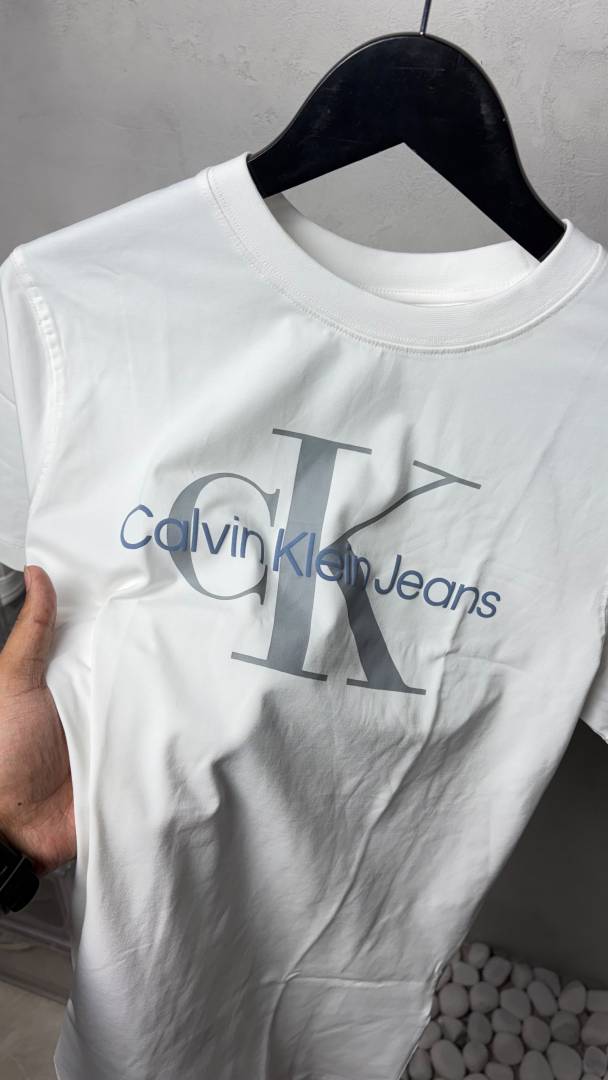Calvi Klein Premium Round Neck T-Shirt 2810