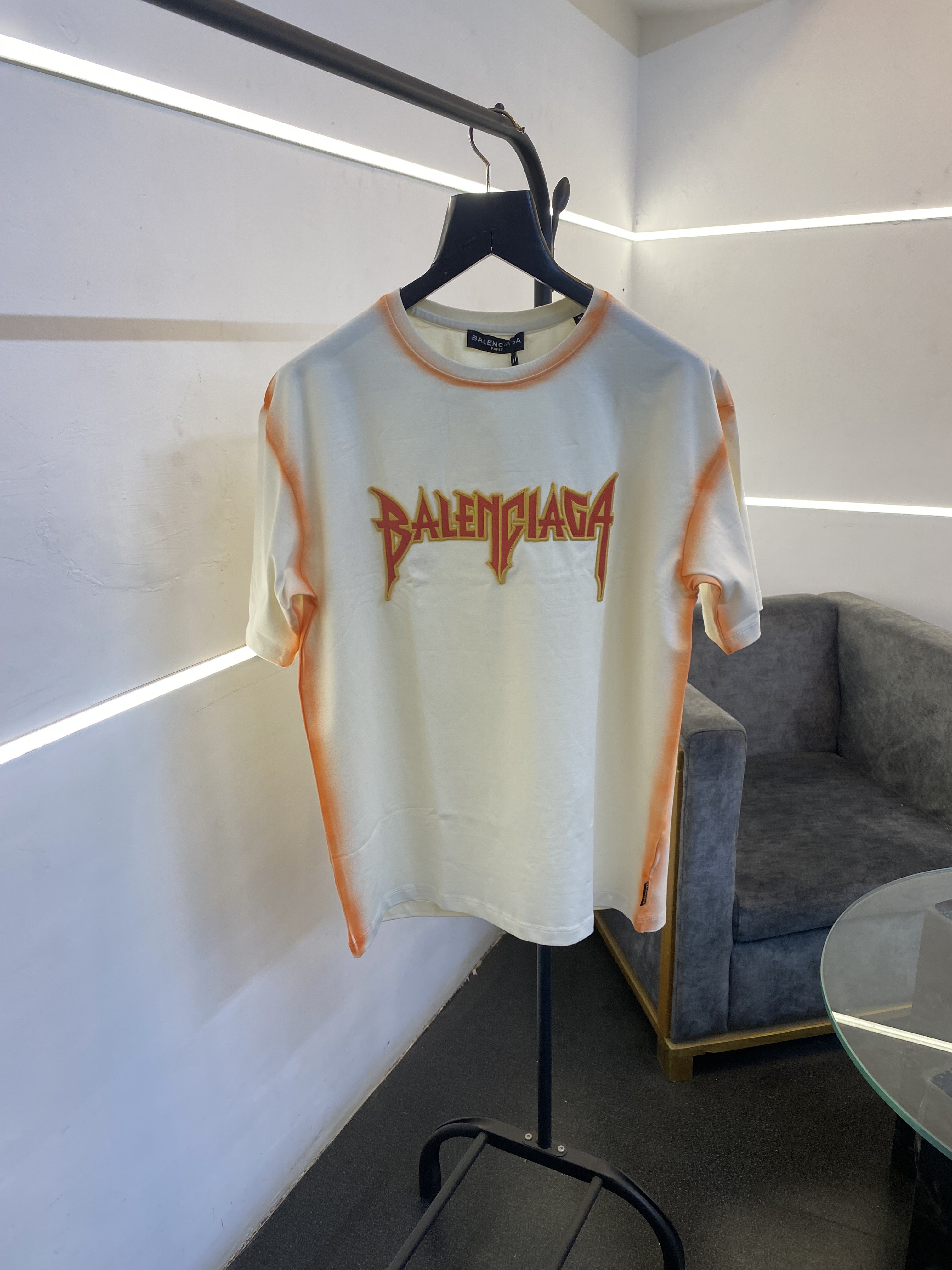 Balenciag a over size spray print with embroidery logo imported tshirt cream