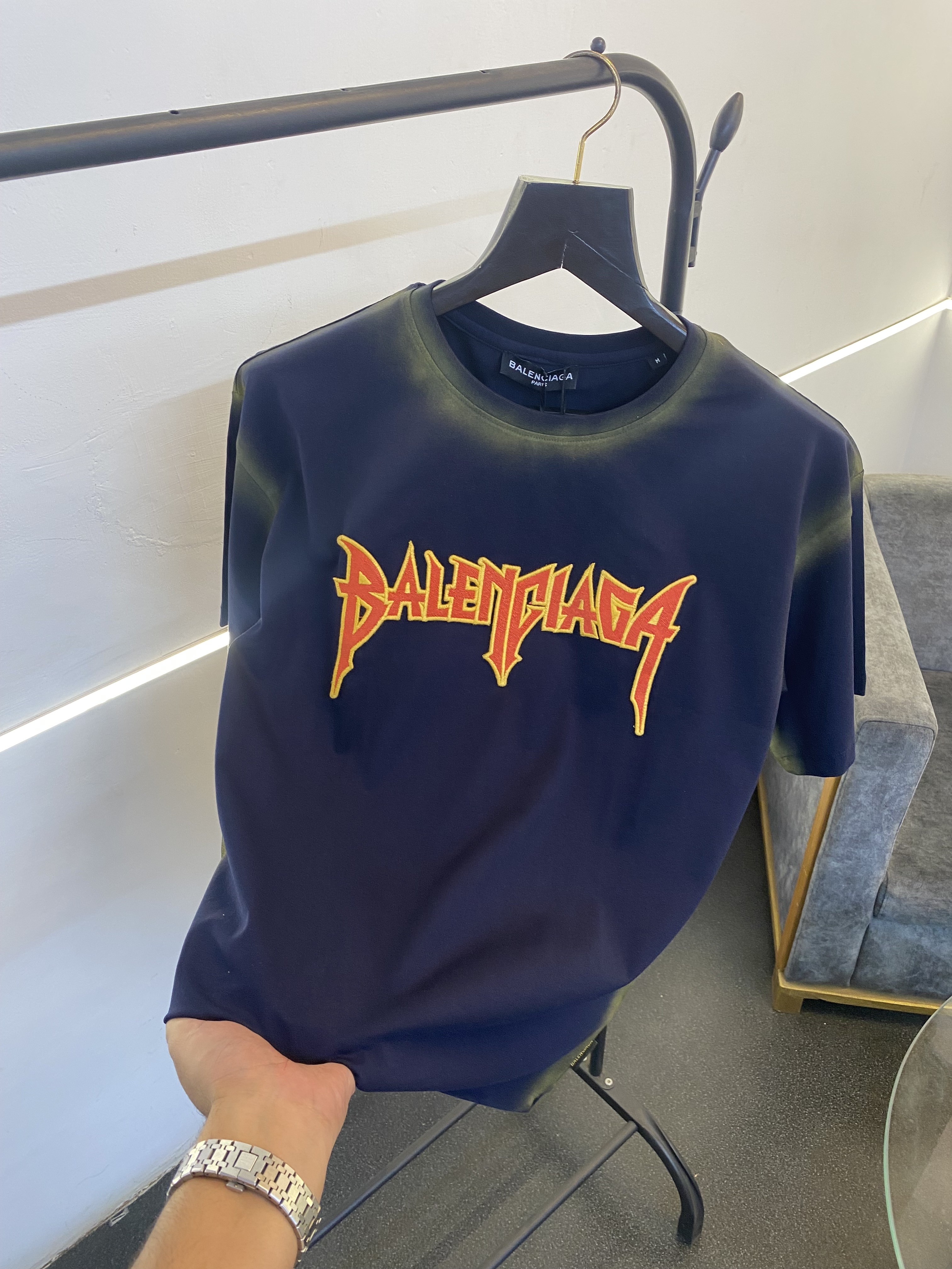 Balenciag a over size spray print with embroidery logo imported tshirt navy blue