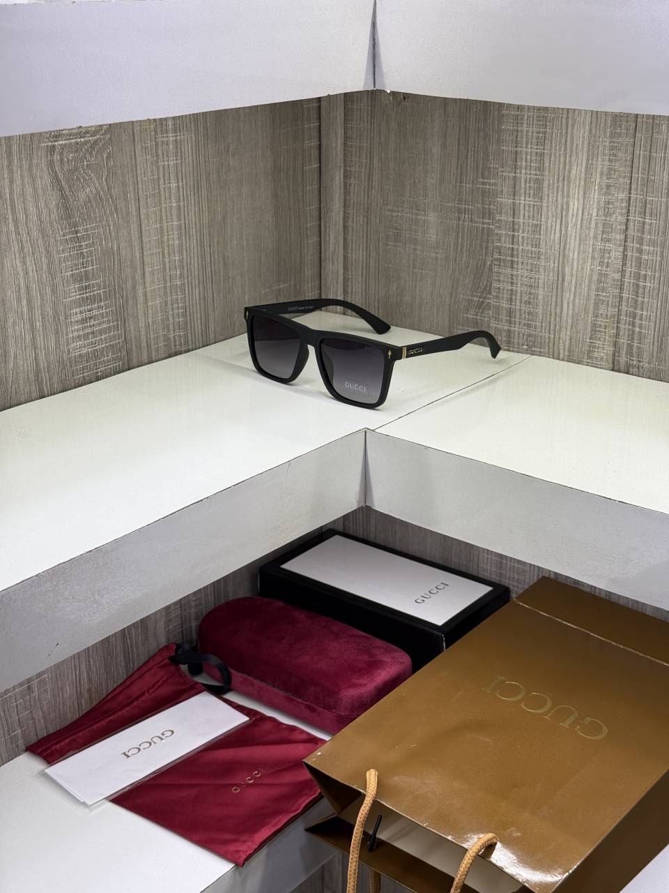 Guchi 69013 Premium sunglass (Matt Black)