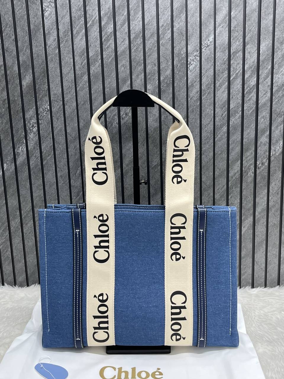 Chloe Denim Medium Canvas Woody Tote With Dust Cover
